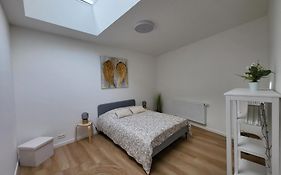 Private Rooms - European Quarter